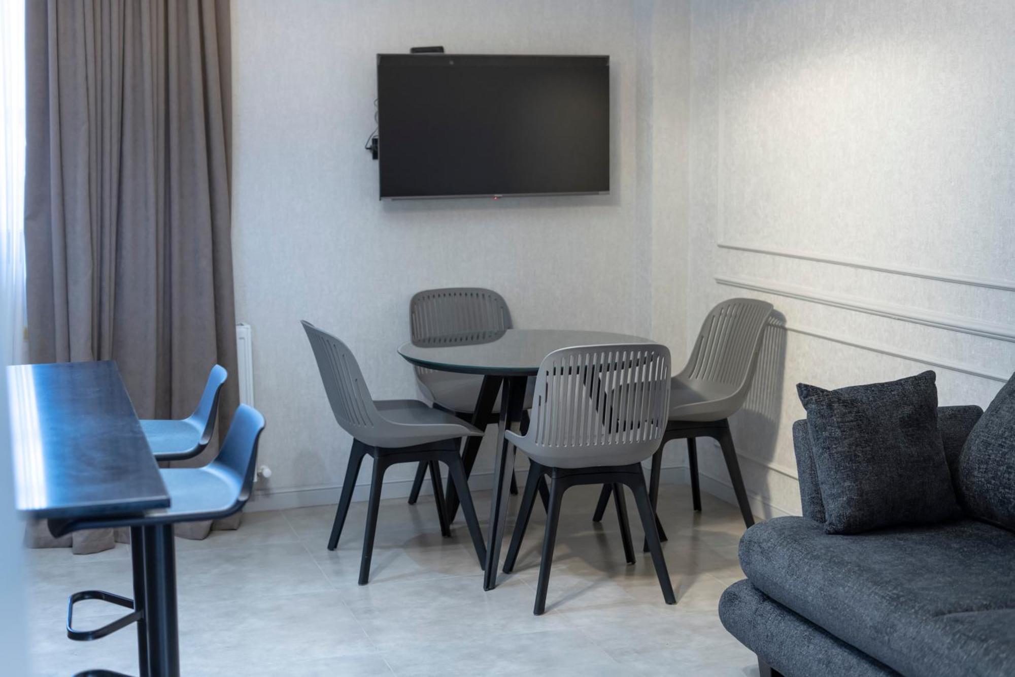 Hotel Best Тбилиси Екстериор снимка