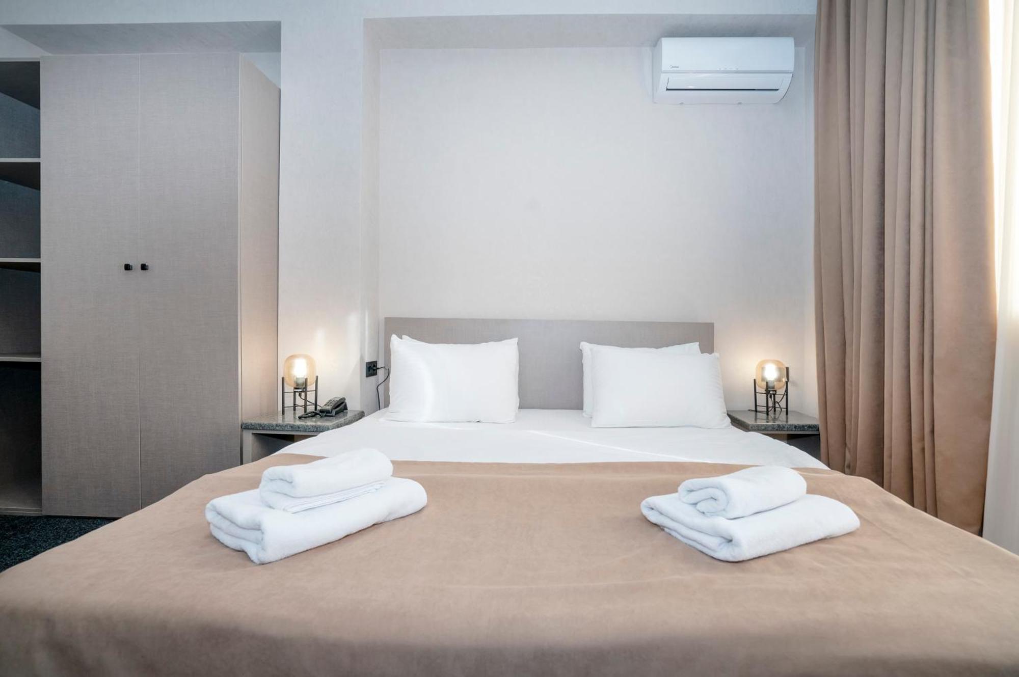 Hotel Best Тбилиси Екстериор снимка